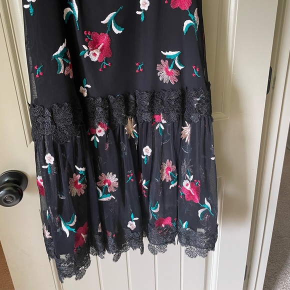 BB Dakota Formal Midi Dress - Picture 6 of 7